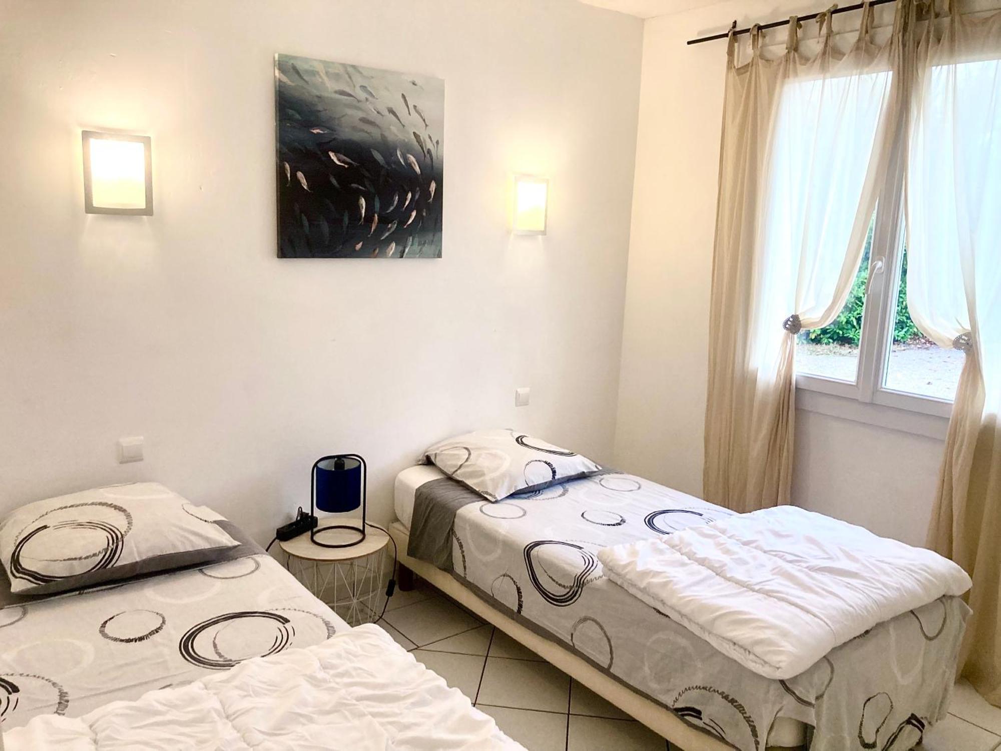 Villa 110M2, 7 Pers, Jacuzzi , 3 Chambres, Terrain Clos Et Arbore 2500M2 Trèbes Exterior foto